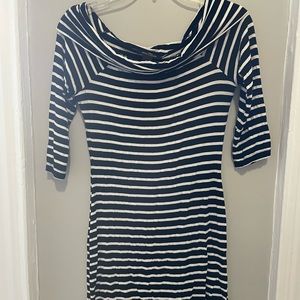 White House black market women black white stripe 3/4 sleeve dress